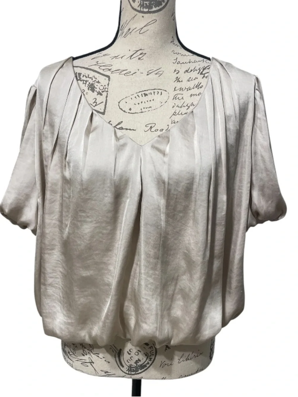 ASTR The Label Champagne Satin Puff Sleeve Blouse Size Large